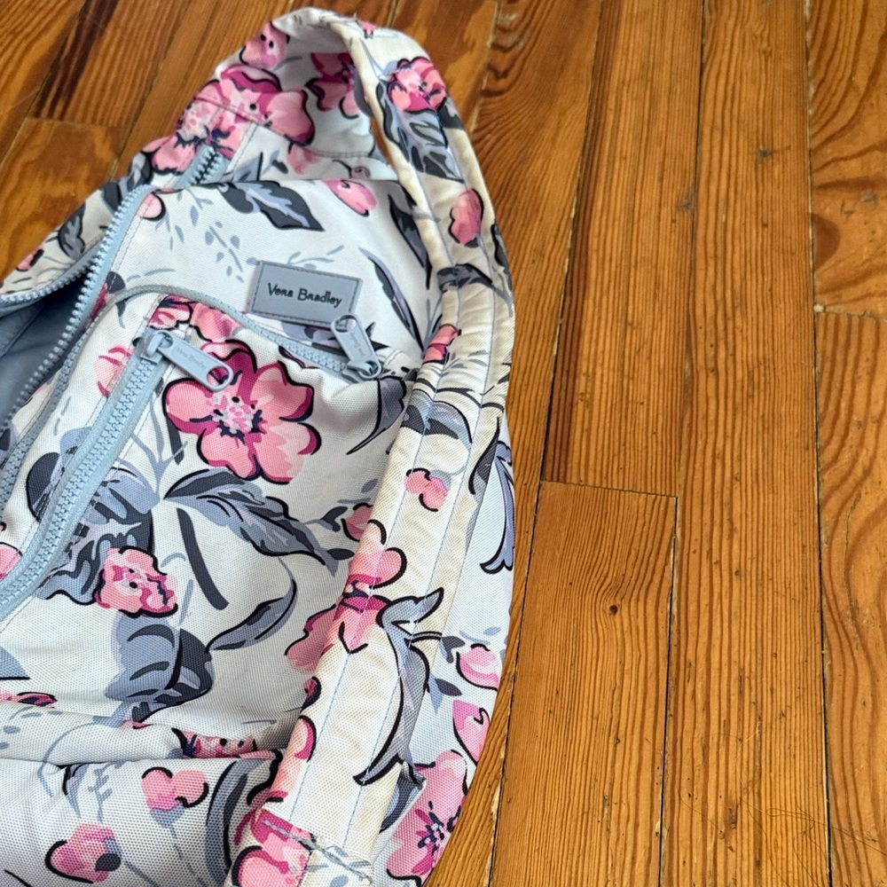 Vera Bradley floral sling bag - Picture 9 of 10